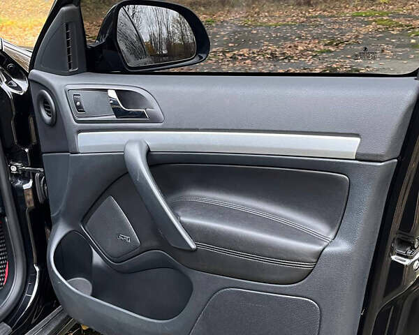 Черный Шкода Октавия, объемом двигателя 2 л и пробегом 228 тыс. км за 10000 $, фото 31 на Automoto.ua