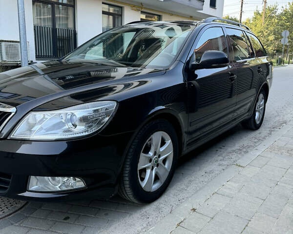 Чорний Шкода Октавія, об'ємом двигуна 1.6 л та пробігом 247 тис. км за 8000 $, фото 6 на Automoto.ua
