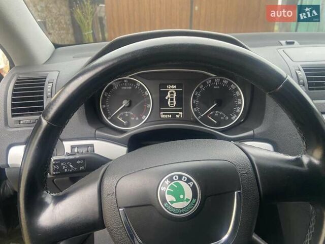 Черный Шкода Октавия, объемом двигателя 1.8 л и пробегом 183 тыс. км за 8500 $, фото 10 на Automoto.ua