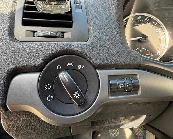 Чорний Шкода Октавія, об'ємом двигуна 1.6 л та пробігом 300 тис. км за 7500 $, фото 17 на Automoto.ua
