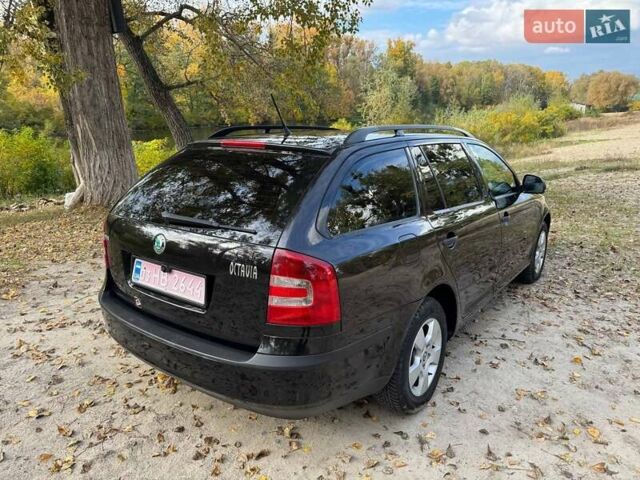 Шкода Октавия 2011 в Полтаве на Automoto.ua Черный Шкода Октавия, объемом двигателя 1.6 л и пробегом 220 тыс. км за 7600 $, фото 19 на Automoto.ua
