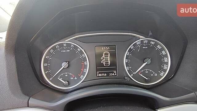 Чорний Шкода Октавія, об'ємом двигуна 1.6 л та пробігом 240 тис. км за 9000 $, фото 12 на Automoto.ua