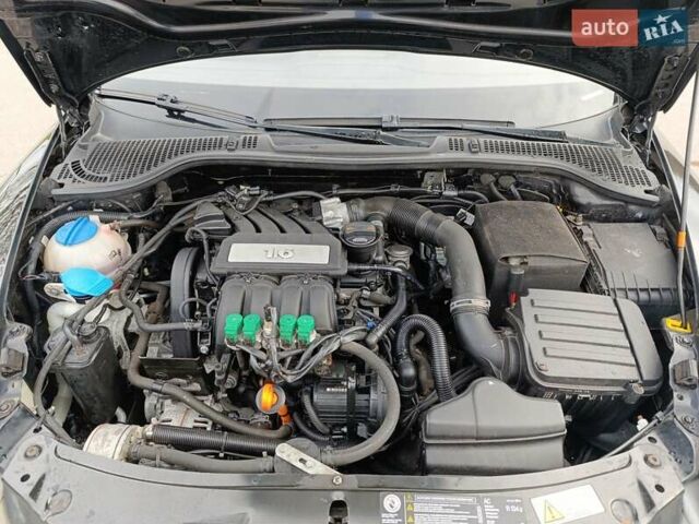 Чорний Шкода Октавія, об'ємом двигуна 1.6 л та пробігом 171 тис. км за 8200 $, фото 44 на Automoto.ua