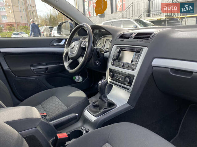 Чорний Шкода Октавія, об'ємом двигуна 1.6 л та пробігом 255 тис. км за 8700 $, фото 23 на Automoto.ua