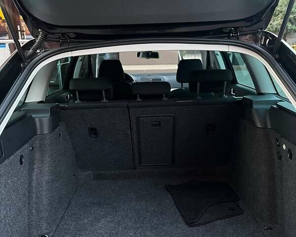 Черный Шкода Октавия, объемом двигателя 1.6 л и пробегом 232 тыс. км за 8500 $, фото 10 на Automoto.ua