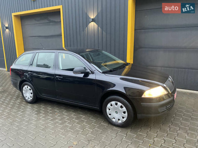 Черный Шкода Октавия, объемом двигателя 1.6 л и пробегом 198 тыс. км за 6999 $, фото 30 на Automoto.ua