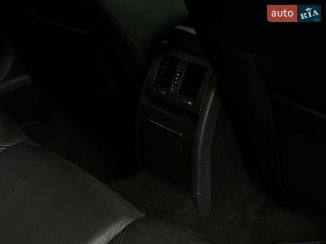 Черный Шкода Октавия, объемом двигателя 1.99 л и пробегом 211 тыс. км за 10755 $, фото 44 на Automoto.ua