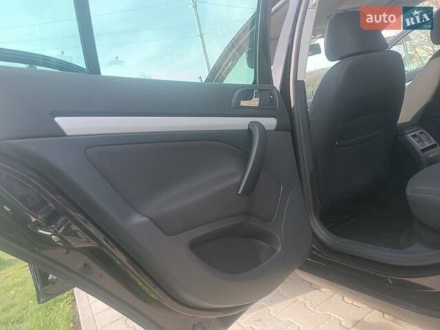 Черный Шкода Октавия, объемом двигателя 1.2 л и пробегом 214 тыс. км за 6900 $, фото 16 на Automoto.ua