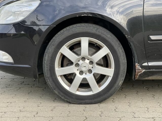 Чорний Шкода Октавія, об'ємом двигуна 2 л та пробігом 268 тис. км за 6700 $, фото 8 на Automoto.ua