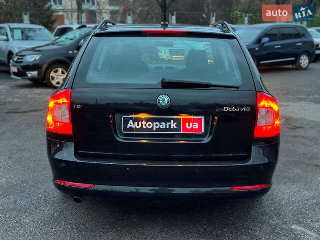 Чорний Шкода Октавія, об'ємом двигуна 1.6 л та пробігом 237 тис. км за 8190 $, фото 6 на Automoto.ua