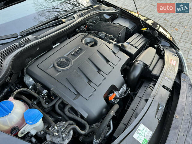 Черный Шкода Октавия, объемом двигателя 1.6 л и пробегом 243 тыс. км за 8350 $, фото 87 на Automoto.ua