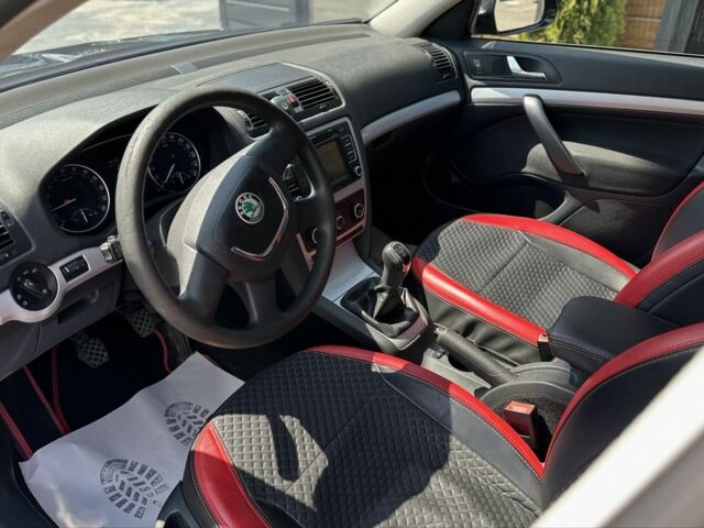Шкода Октавія 2011 у Львові на Automoto.ua Чорний Шкода Октавія, об'ємом двигуна 1.6 л та пробігом 324 тис. км за 7999 $, фото 13 на Automoto.ua