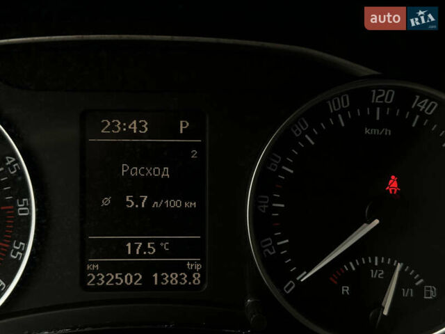 Черный Шкода Октавия, объемом двигателя 1.6 л и пробегом 232 тыс. км за 8750 $, фото 43 на Automoto.ua