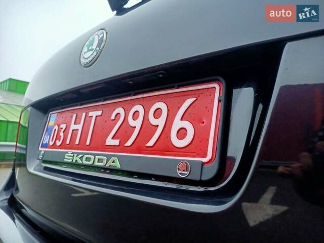 Черный Шкода Октавия, объемом двигателя 1.8 л и пробегом 186 тыс. км за 8299 $, фото 4 на Automoto.ua
