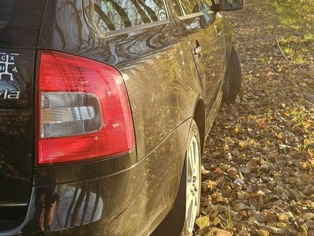 Чорний Шкода Октавія, об'ємом двигуна 1.6 л та пробігом 216 тис. км за 8500 $, фото 4 на Automoto.ua