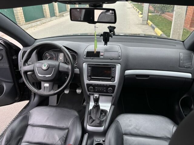 Черный Шкода Октавия, объемом двигателя 2 л и пробегом 260 тыс. км за 8700 $, фото 16 на Automoto.ua