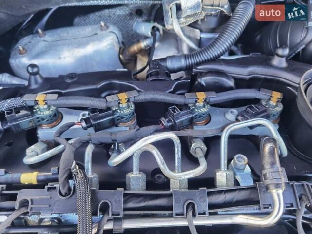 Черный Шкода Октавия, объемом двигателя 2 л и пробегом 178 тыс. км за 10250 $, фото 57 на Automoto.ua