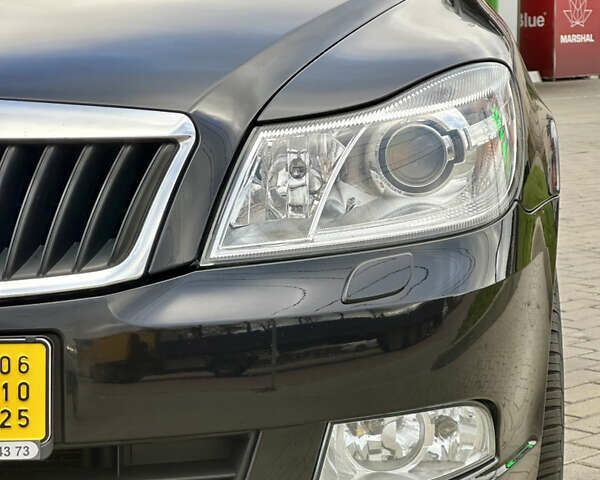 Черный Шкода Октавия, объемом двигателя 1.6 л и пробегом 157 тыс. км за 11390 $, фото 11 на Automoto.ua