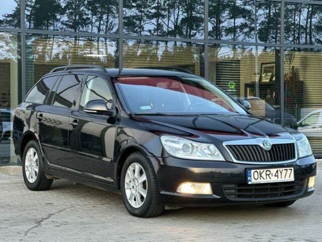 Черный Шкода Октавия, объемом двигателя 2 л и пробегом 250 тыс. км за 2850 $, фото 1 на Automoto.ua