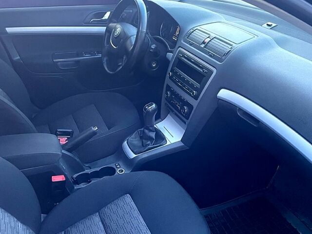 Шкода Октавія 2011 у Подільськ (Котовськ) на Automoto.ua Чорний Шкода Октавія, об'ємом двигуна 1.4 л та пробігом 211 тис. км за 7100 $, фото 10 на Automoto.ua