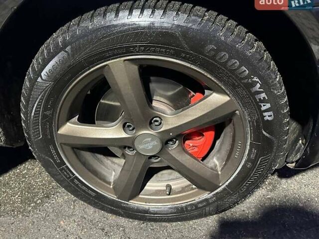 Черный Шкода Октавия, объемом двигателя 1.8 л и пробегом 232 тыс. км за 9900 $, фото 24 на Automoto.ua