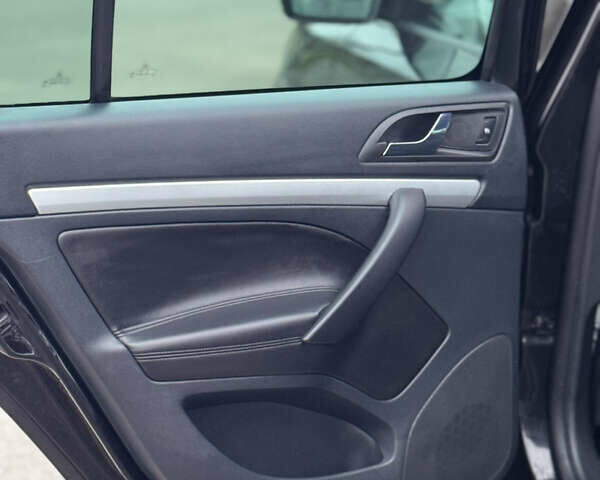 Черный Шкода Октавия, объемом двигателя 1.98 л и пробегом 188 тыс. км за 8700 $, фото 36 на Automoto.ua