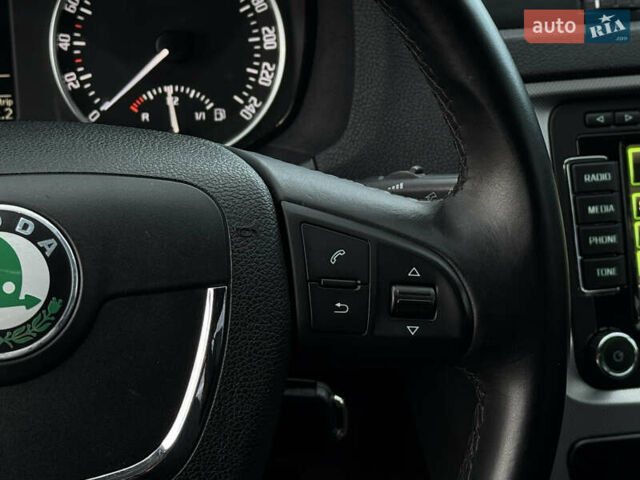 Черный Шкода Октавия, объемом двигателя 1.99 л и пробегом 211 тыс. км за 10755 $, фото 53 на Automoto.ua