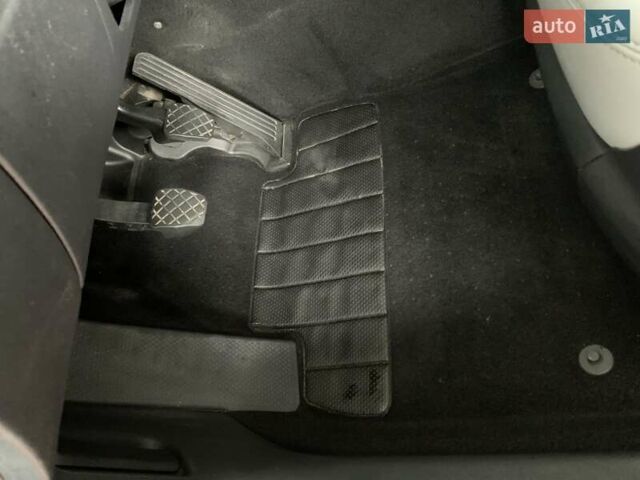 Черный Шкода Октавия, объемом двигателя 2 л и пробегом 252 тыс. км за 12000 $, фото 18 на Automoto.ua