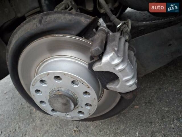 Чорний Шкода Октавія, об'ємом двигуна 1.6 л та пробігом 221 тис. км за 8600 $, фото 79 на Automoto.ua