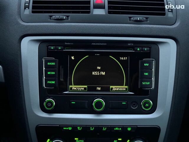 Черный Шкода Октавия, объемом двигателя 1.6 л и пробегом 237 тыс. км за 8190 $, фото 22 на Automoto.ua