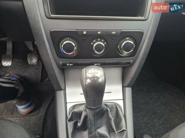 Чорний Шкода Октавія, об'ємом двигуна 1.6 л та пробігом 221 тис. км за 8600 $, фото 49 на Automoto.ua