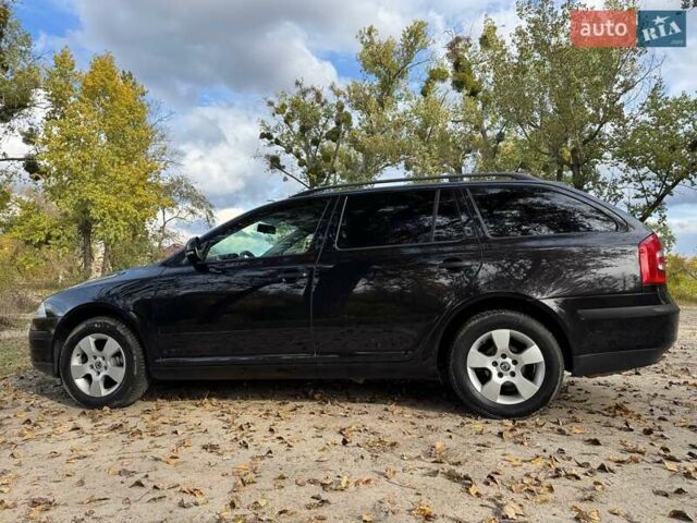 Шкода Октавия 2011 в Полтаве на Automoto.ua Черный Шкода Октавия, объемом двигателя 1.6 л и пробегом 220 тыс. км за 7600 $, фото 13 на Automoto.ua