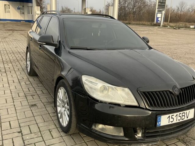 Чорний Шкода Октавія, об'ємом двигуна 1.6 л та пробігом 310 тис. км за 3700 $, фото 1 на Automoto.ua