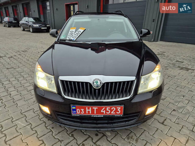 Чорний Шкода Октавія, об'ємом двигуна 1.8 л та пробігом 212 тис. км за 8300 $, фото 15 на Automoto.ua