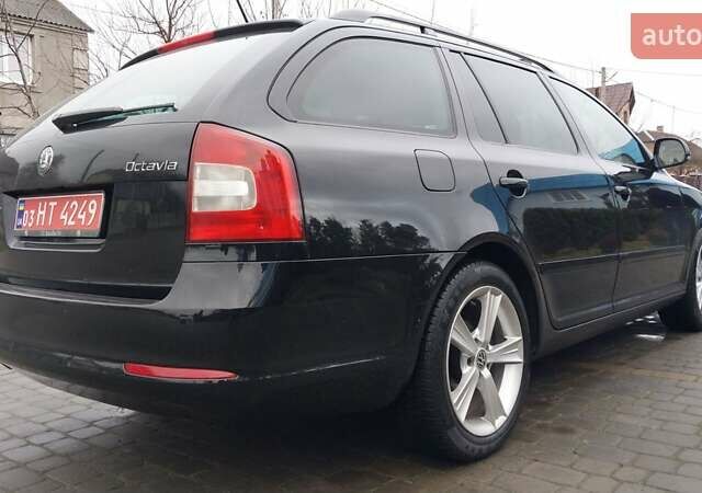 Чорний Шкода Октавія, об'ємом двигуна 1.6 л та пробігом 248 тис. км за 8500 $, фото 4 на Automoto.ua