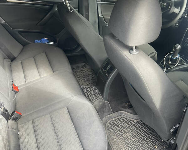Шкода Октавия 2011 в Полтаве на Automoto.ua Черный Шкода Октавия, объемом двигателя 1.97 л и пробегом 254 тыс. км за 10500 $, фото 8 на Automoto.ua