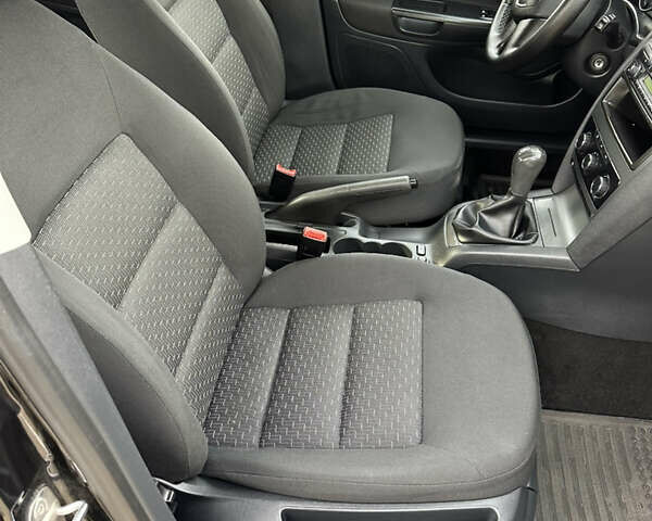 Шкода Октавия 2011 в Луцке на Automoto.ua Черный Шкода Октавия, объемом двигателя 1.6 л и пробегом 268 тыс. км за 6950 $, фото 15 на Automoto.ua