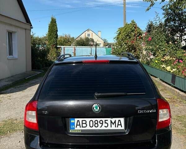 Чорний Шкода Октавія, об'ємом двигуна 1.6 л та пробігом 300 тис. км за 7500 $, фото 6 на Automoto.ua