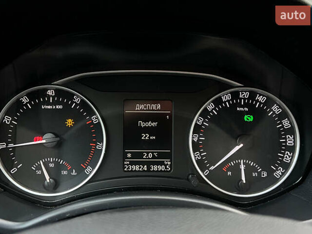 Черный Шкода Октавия, объемом двигателя 1.2 л и пробегом 239 тыс. км за 6999 $, фото 13 на Automoto.ua