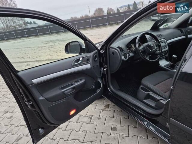 Чорний Шкода Октавія, об'ємом двигуна 1.8 л та пробігом 212 тис. км за 7100 $, фото 36 на Automoto.ua