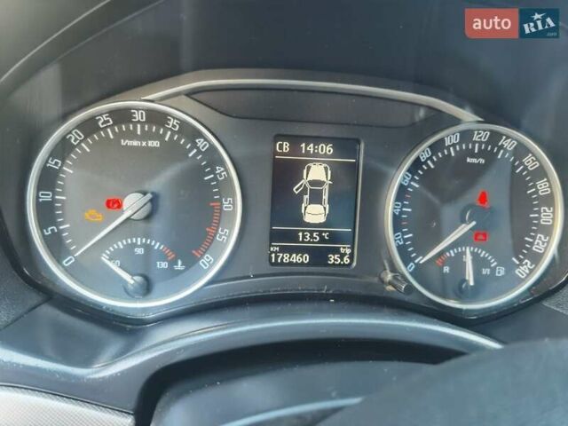 Черный Шкода Октавия, объемом двигателя 2 л и пробегом 178 тыс. км за 10250 $, фото 65 на Automoto.ua