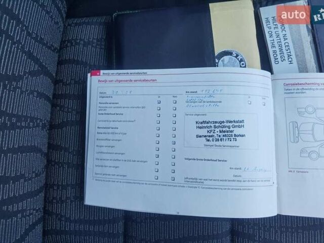 Черный Шкода Октавия, объемом двигателя 2 л и пробегом 178 тыс. км за 10250 $, фото 72 на Automoto.ua