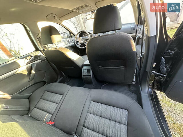 Черный Шкода Октавия, объемом двигателя 1.6 л и пробегом 200 тыс. км за 8800 $, фото 7 на Automoto.ua