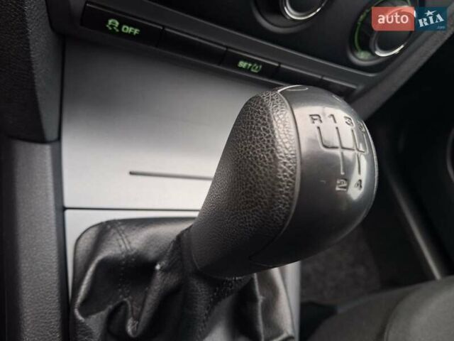 Чорний Шкода Октавія, об'ємом двигуна 1.6 л та пробігом 221 тис. км за 8600 $, фото 50 на Automoto.ua