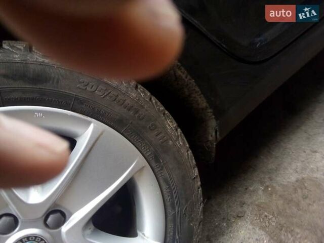 Черный Шкода Октавия, объемом двигателя 1.8 л и пробегом 260 тыс. км за 6500 $, фото 33 на Automoto.ua