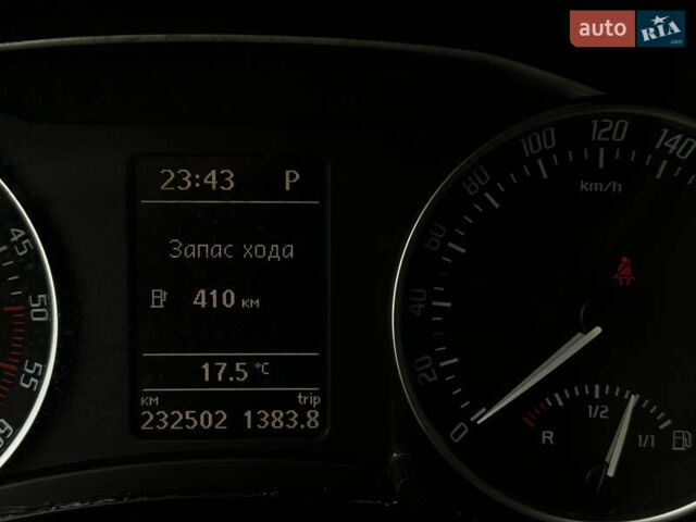 Черный Шкода Октавия, объемом двигателя 1.6 л и пробегом 232 тыс. км за 8750 $, фото 42 на Automoto.ua