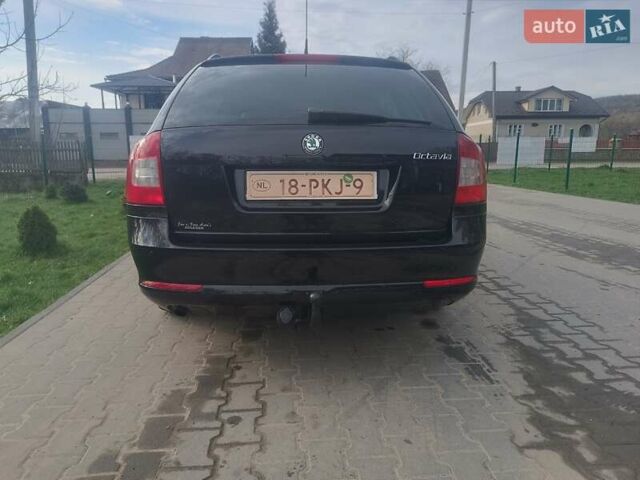 Черный Шкода Октавия, объемом двигателя 1.2 л и пробегом 214 тыс. км за 6900 $, фото 5 на Automoto.ua