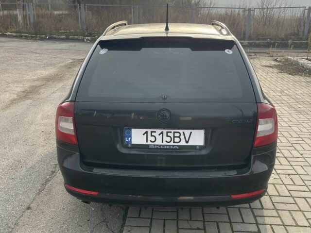 Чорний Шкода Октавія, об'ємом двигуна 1.6 л та пробігом 310 тис. км за 3700 $, фото 4 на Automoto.ua