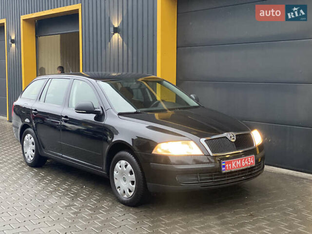 Черный Шкода Октавия, объемом двигателя 1.6 л и пробегом 198 тыс. км за 6999 $, фото 39 на Automoto.ua