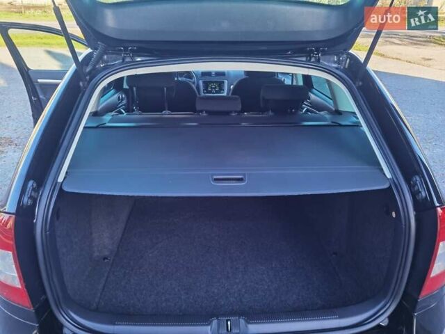 Черный Шкода Октавия, объемом двигателя 2 л и пробегом 178 тыс. км за 10250 $, фото 24 на Automoto.ua